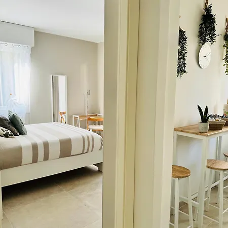 公寓 Casa Rosetta - Relax In Centro - Parcheggio Privato, Mare A 2 Passi 博尔迪盖拉