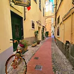 Casa Rosetta - Relax In Centro, Parcheggio Privato, Mare A 2 Passi Appartamento