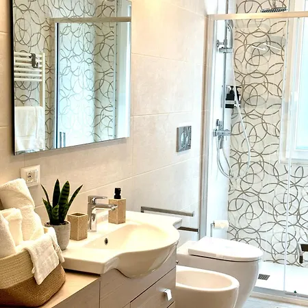 Appartamento Casa Rosetta - Relax In Centro, Parcheggio Privato, Mare A 2 Passi *