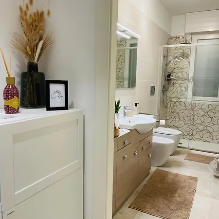 Casa Rosetta - Relax In Centro, Parcheggio Privato, Mare A 2 Passi *